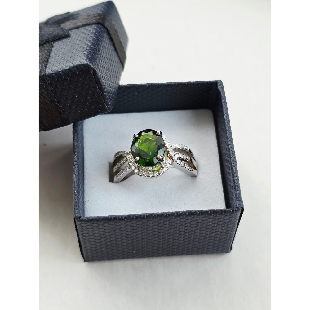 D'Joy Sterling Silver Green Chrome Diopside Ring Size 8.5 Oval Cut Gemstone new